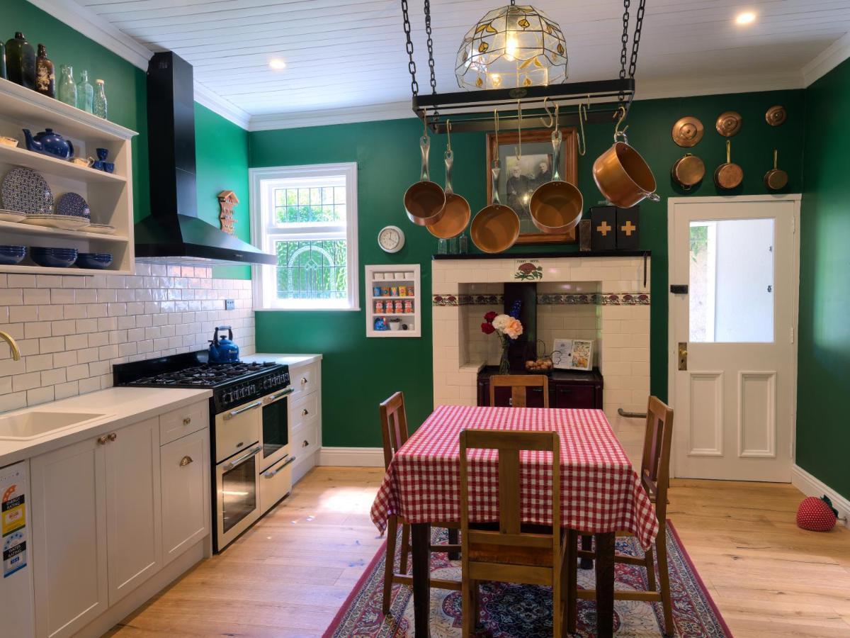 The Ferry Bed & Breakfast Queenstown Extérieur photo