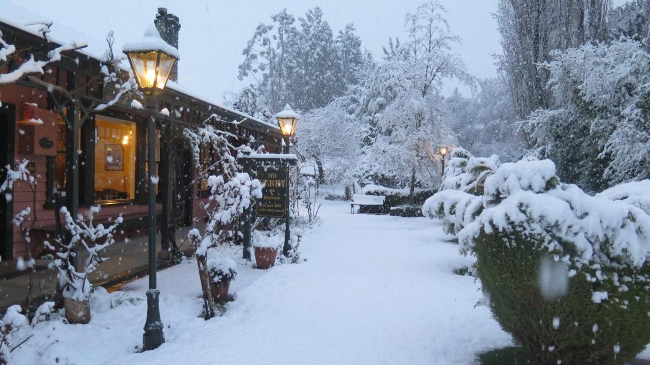 The Ferry Bed & Breakfast Queenstown Extérieur photo
